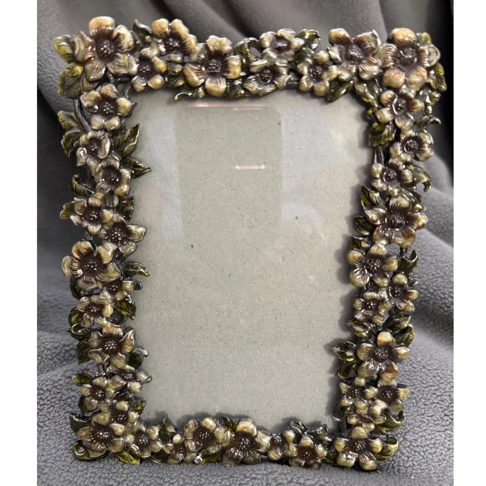 Kohls Garden Bronze Floral 4x6 Photo Frame Vintage Style Metallic Flower Border